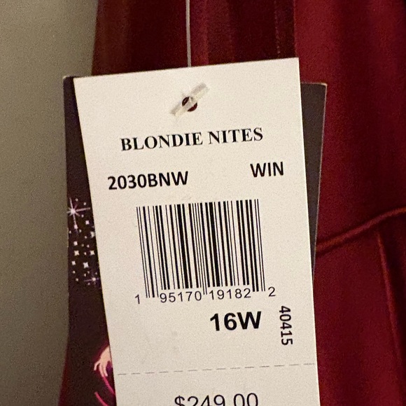 Blondie Nites Deep Red Gown - Picture 4 of 5